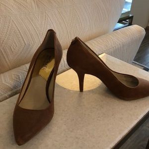 Warm beige Michael Kors 3 inch heels